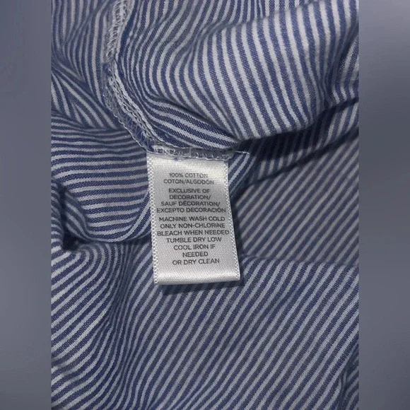 Loft Women's Cold Shoulder Blouse, Floral Embroidery on Sleeves, Size XS - Picture 10 of 10